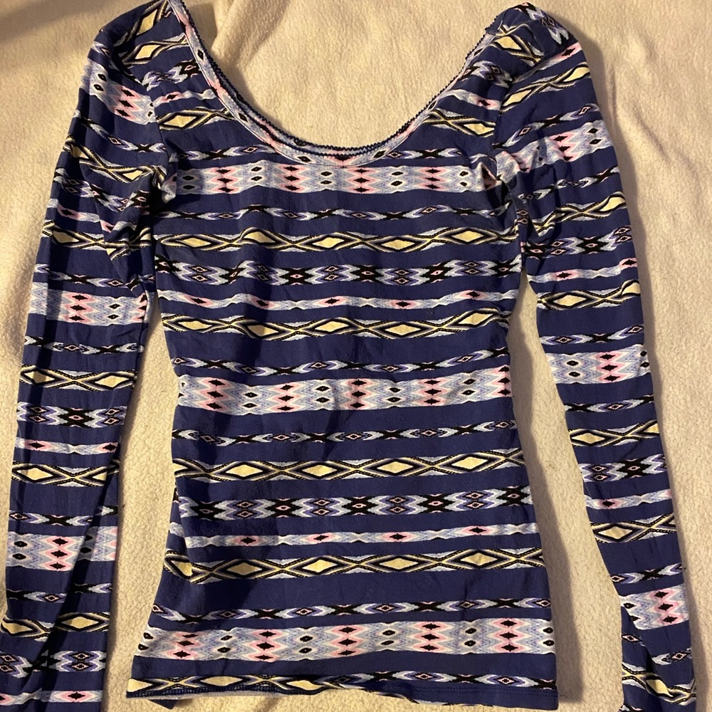 Blue Multicolor Pattern Long Sleeve Tee XS